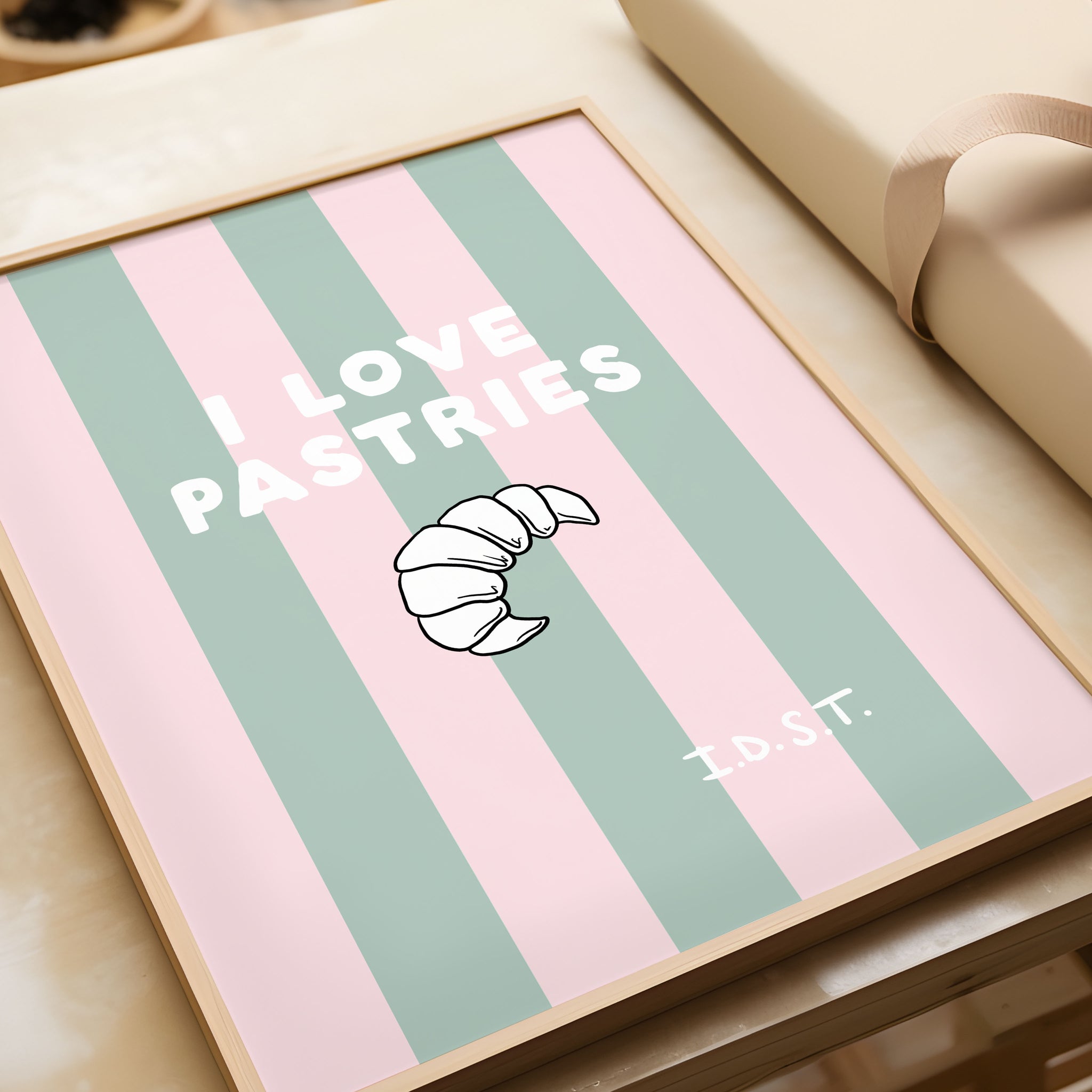 I Love Pastries (Stripes) print